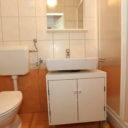 Apartment Alan With Terrace Baska (Krk)